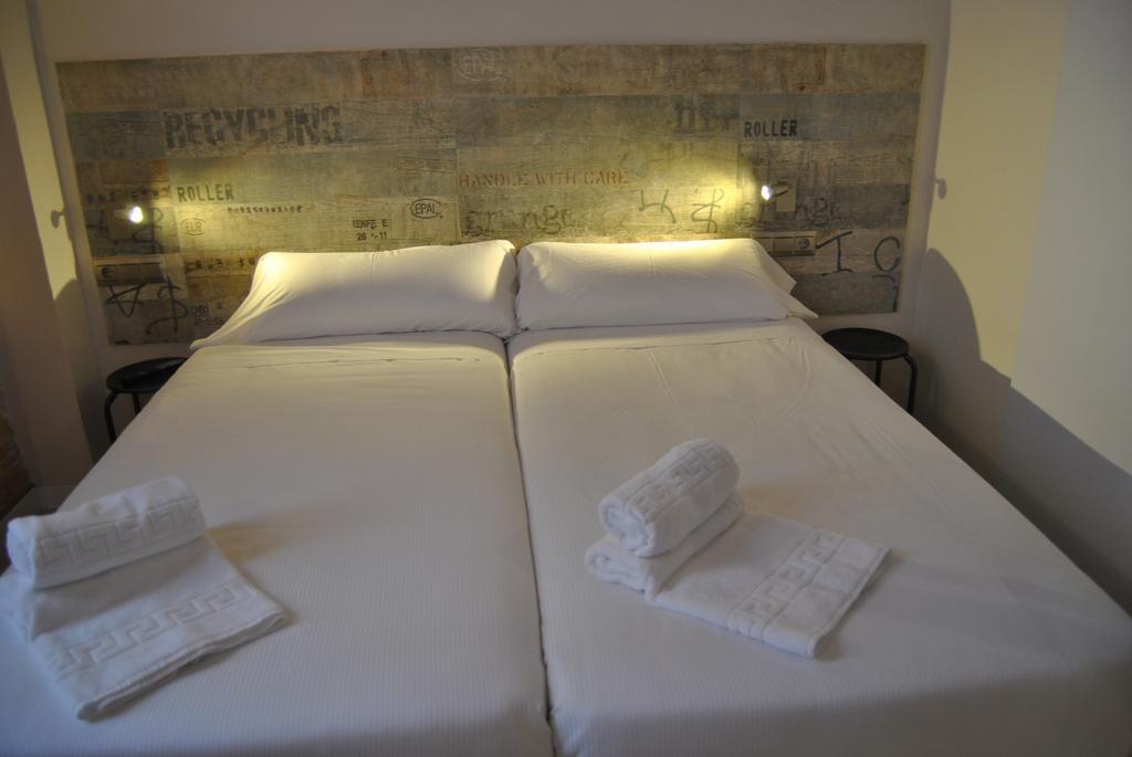Sweet Otel Valencia Zimmer foto